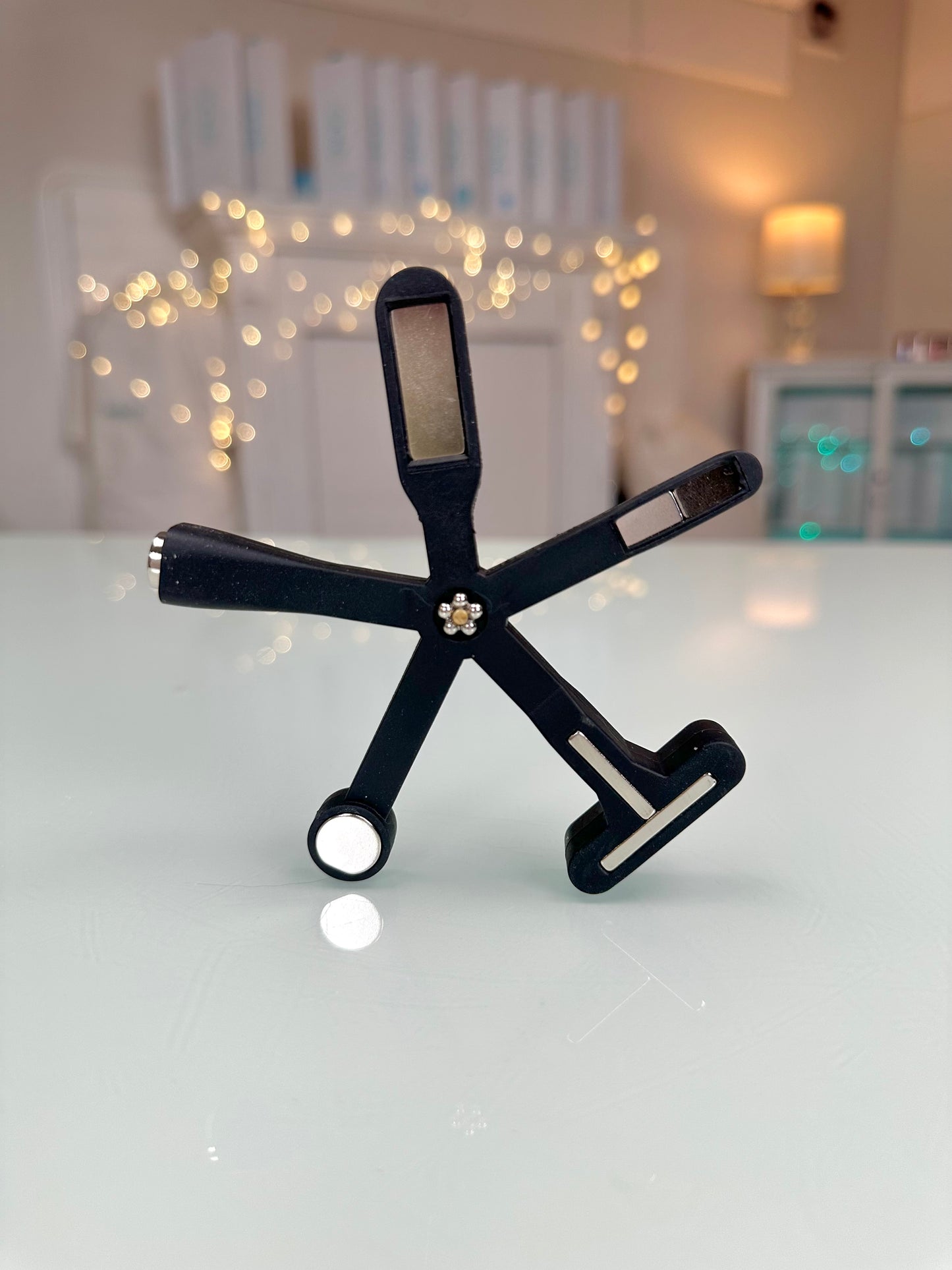 Multi-Effect Cat Eye Magnet